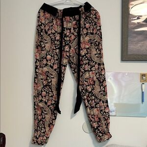 Zara Black and Pink Floral Pants